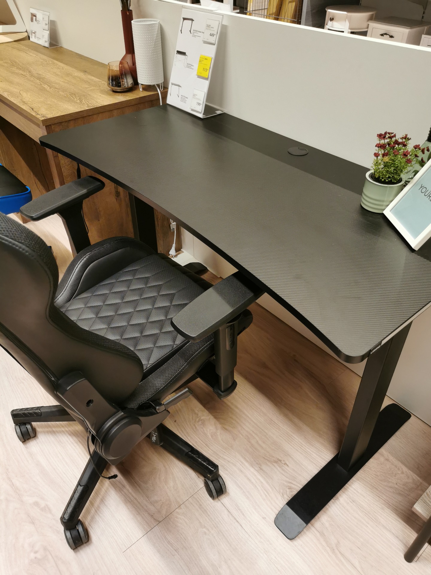 Desk from JYSK